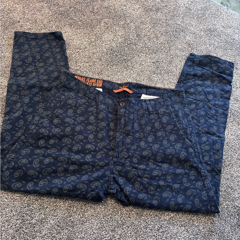 Dockers Navy Blue Paisley Chinos Pants Men’s Sz 33 X 32 Alpha Slouch 100% Cotton